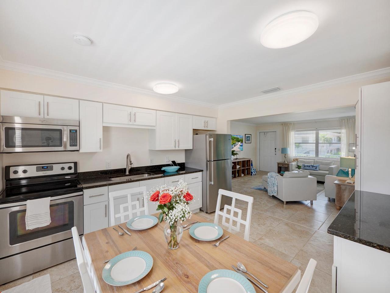 Bright And Sunny 2Br !!Close To Peanut Island!! Riviera Beach Exterior photo